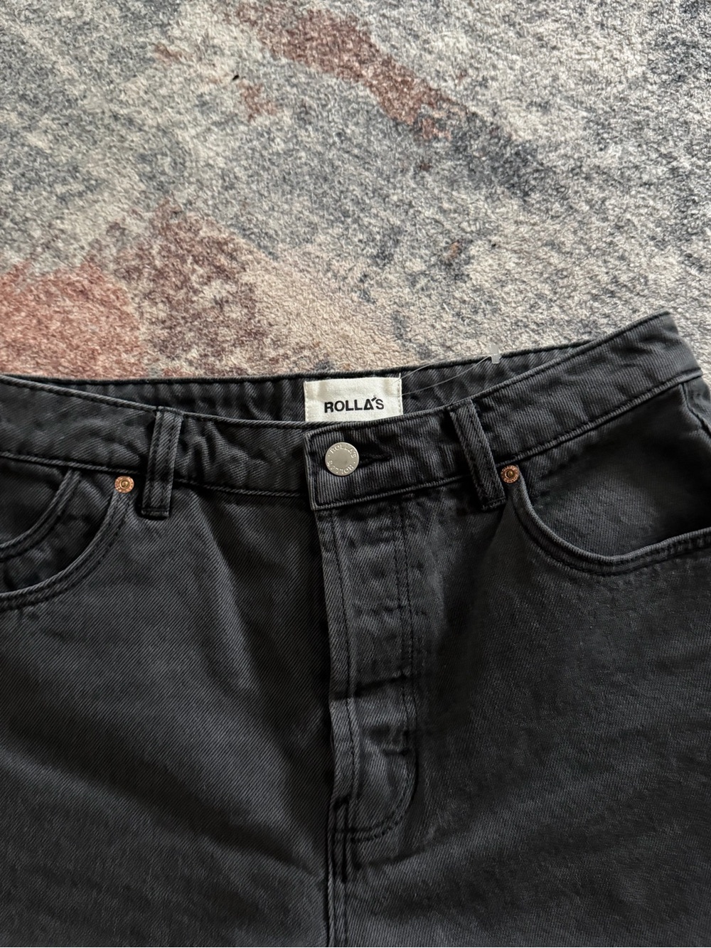 Rolla’s Original Short High Rise Cut-Off Denim Shorts - Picture 4 of 7